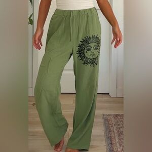 Green Sun Print Women's Pants